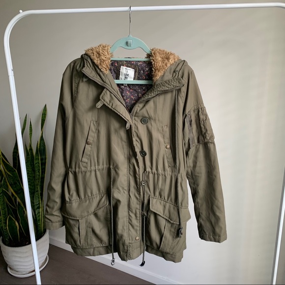 Jacket - Picture 2 of 4